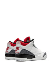 Air Jordan 3 Retro - SE Fire Red Denim (2020)